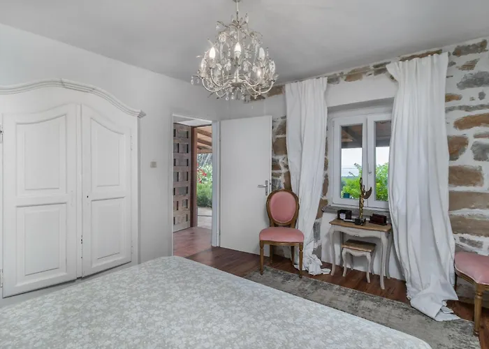 Cozy In Rab With House Sea View 度假居 Palit